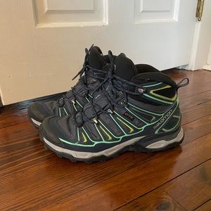 Salomon Mid Hiking Boots